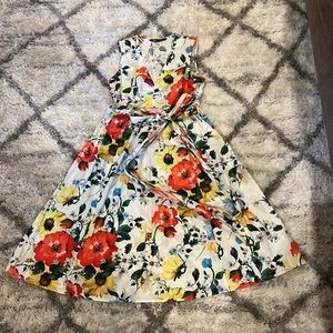 Zara floral midi dress . Perfect for spring/summer transition . Size S/M .
